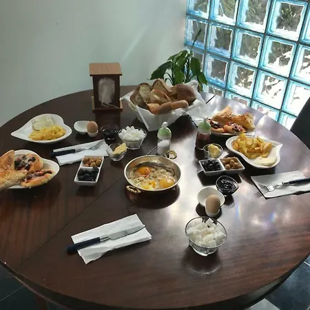 Bed & Breakfast Kartepe Otel Kartepe